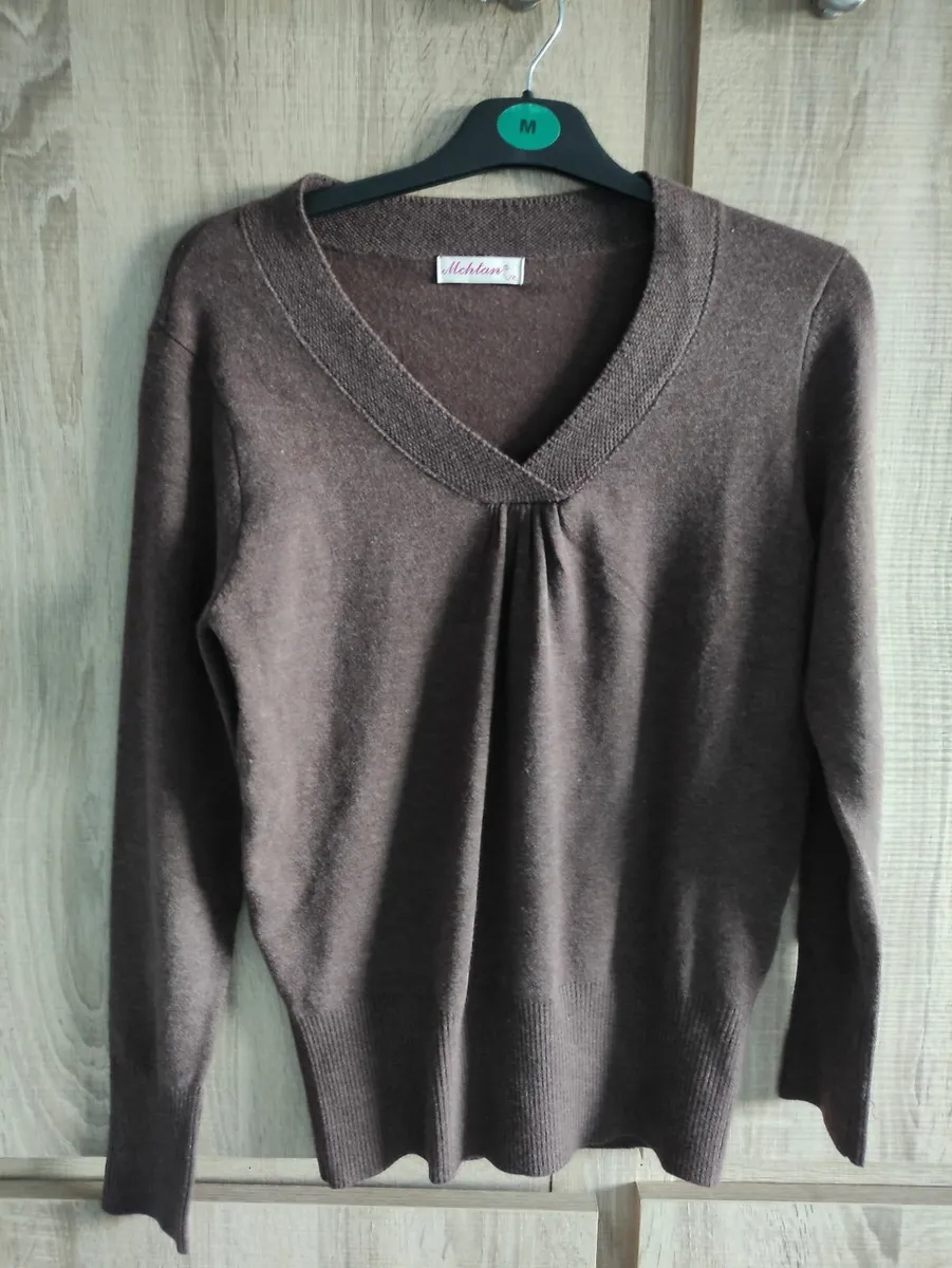 quality jumper size s m l - Image 1