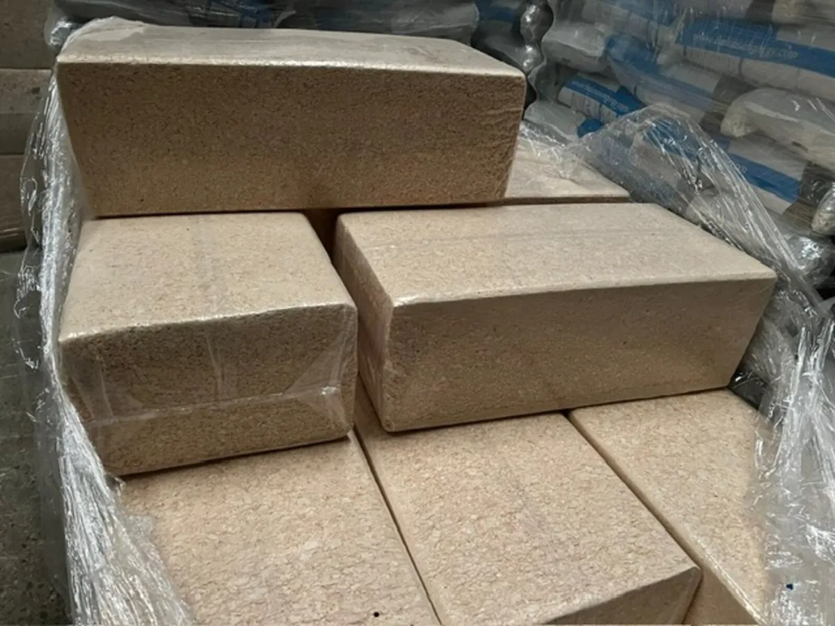 Quality Whitewood Shavings in Bales Delivered - Image 1