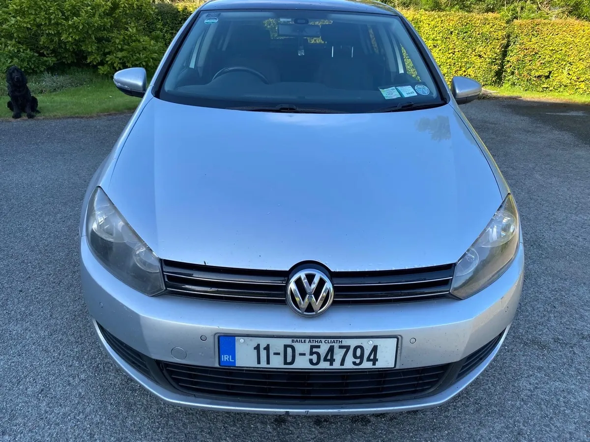 Volkswagen Golf 2011 1.6L TDI - Image 2