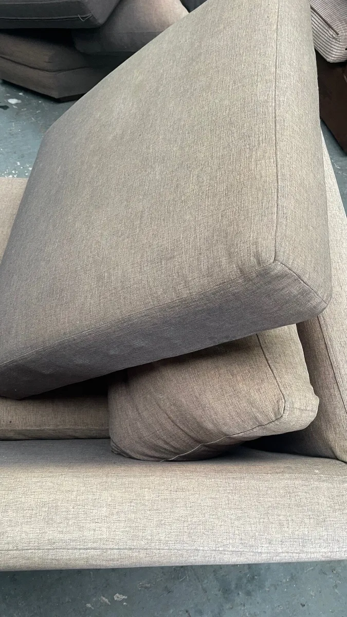 Corner Sofa with ottoman - Image 4