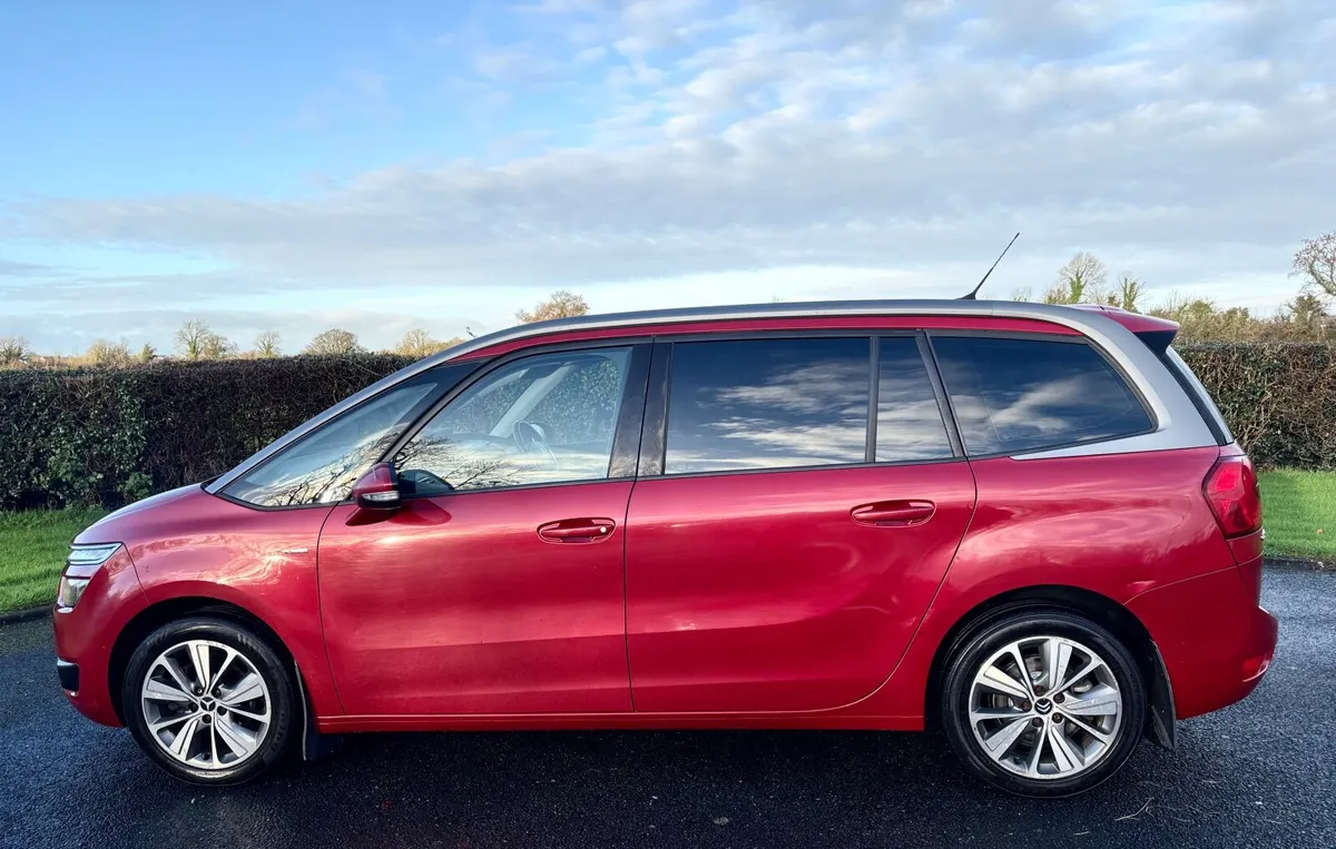 Citroen C4 Blue 1.6Hdi Exclusive 2015 7 Seater - Image 3