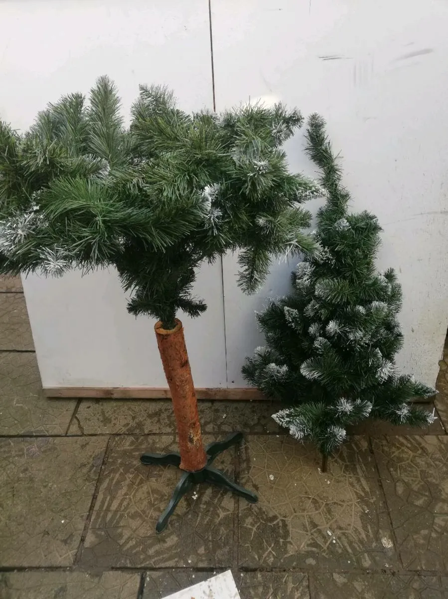 Christmas tree - Image 1