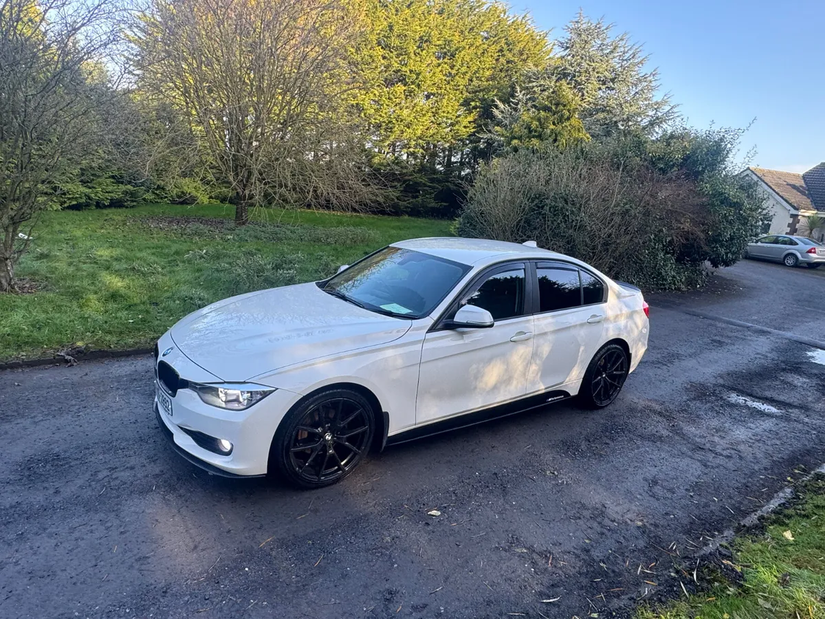 14 BMW 3-Series .. 320D - Image 4