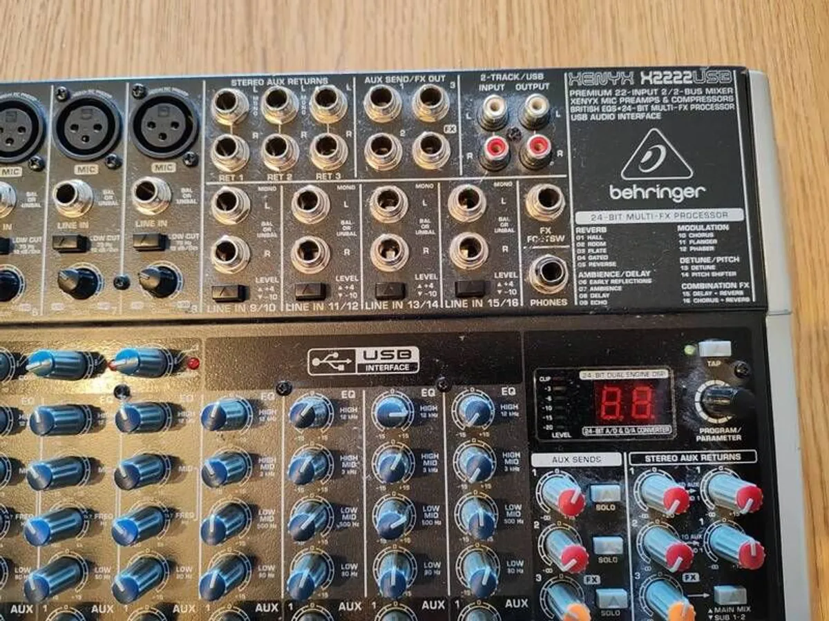 Behringer xenyx x2222 USB 24 bit multi processer - Image 3