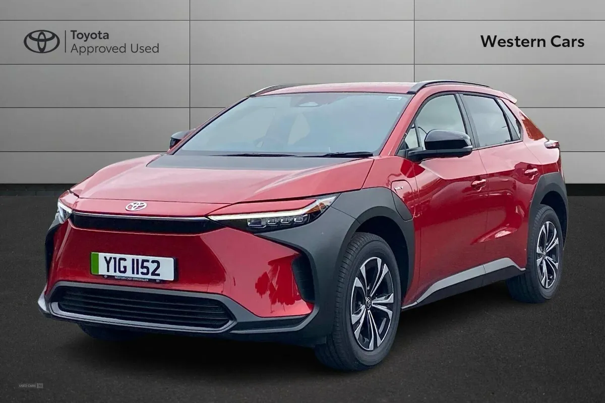Toyota bZ4X 71.4 kWh Motion Auto 5dr (11kW OBC) - Image 3