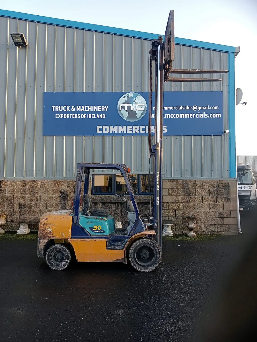 For Sale: 3 Ton Komatsu Diesel Forklift - Image 2