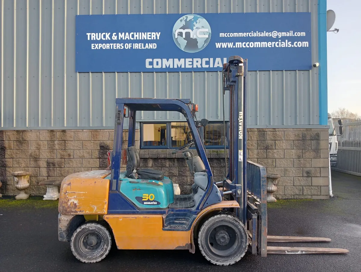 For Sale: 3 Ton Komatsu Diesel Forklift - Image 1