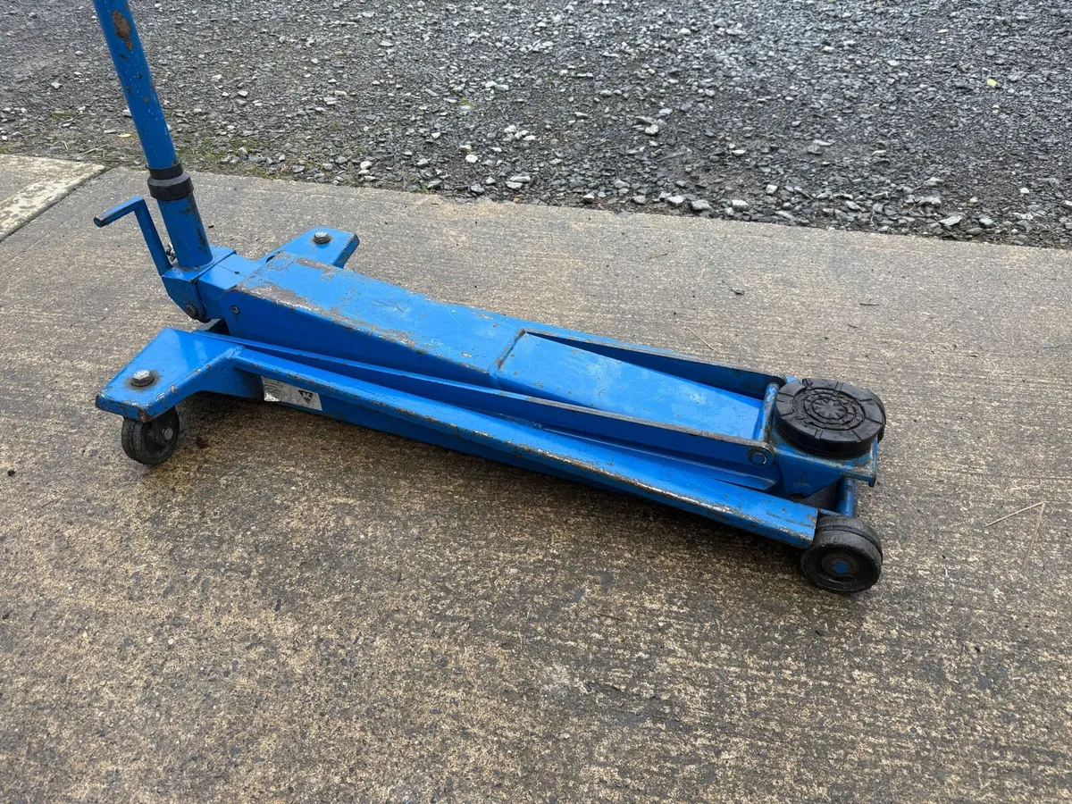 AC high lift jack - Image 2