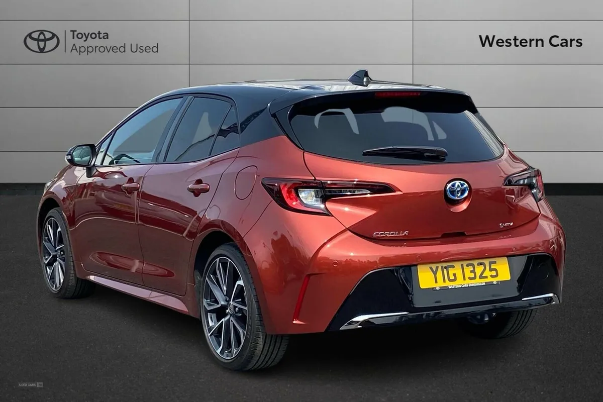 Toyota Corolla 2.0 VVT-h Excel CVT Euro 6 (s/s) 5d - Image 4