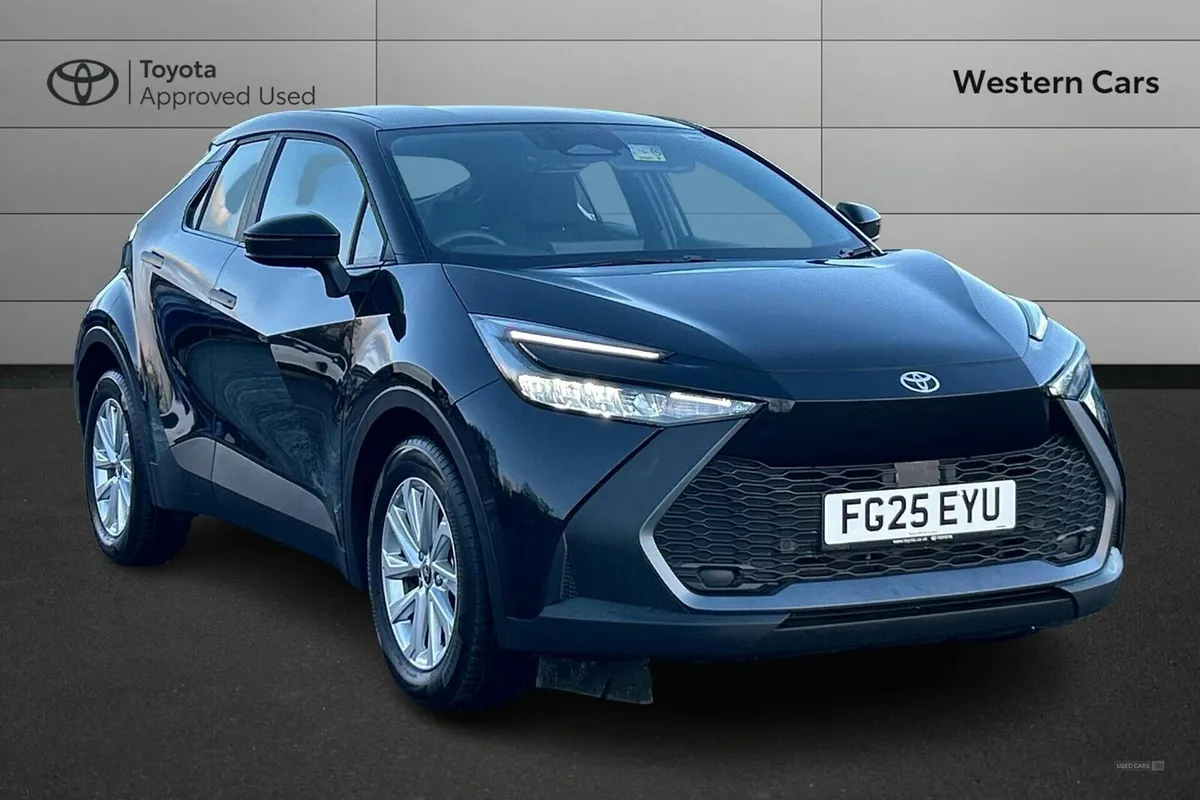 Toyota C-HR 1.8 VVT-h Icon CVT Euro 6 (s/s) 5dr - Image 1