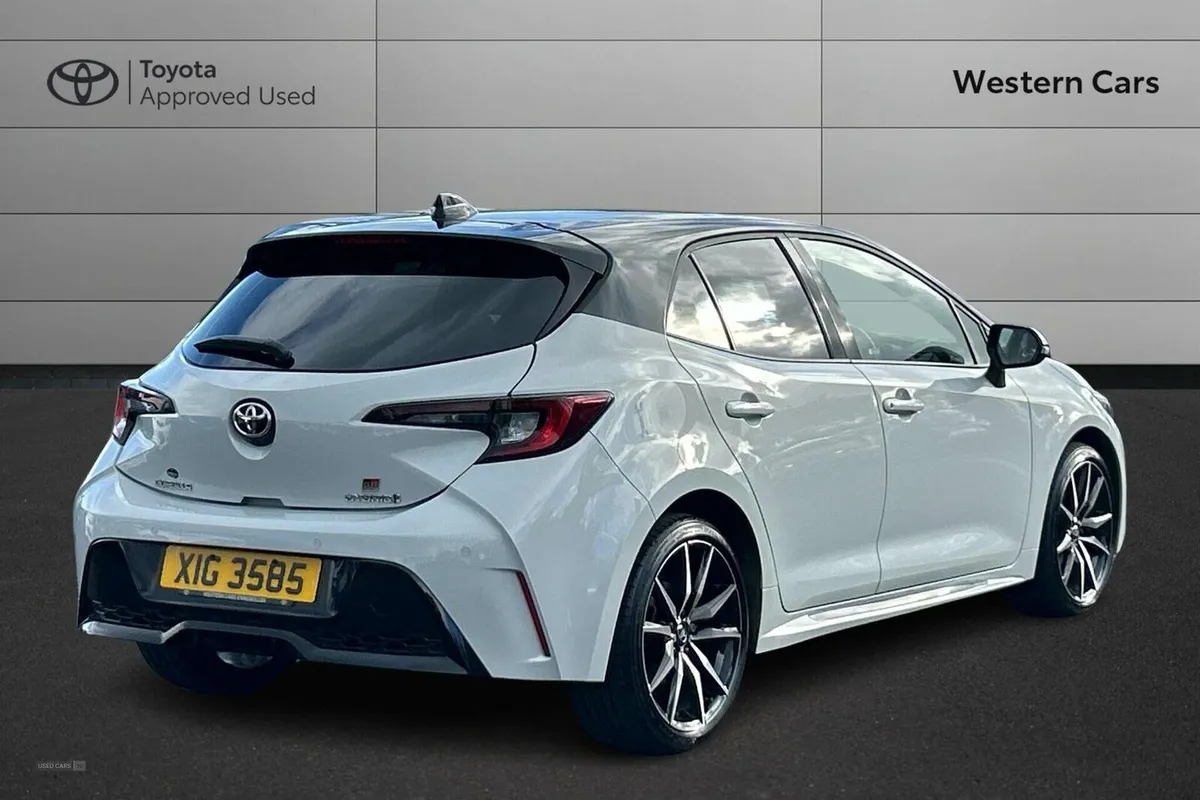 Toyota Corolla 1.8 VVT-h GR SPORT CVT Euro 6 (s/s) - Image 2