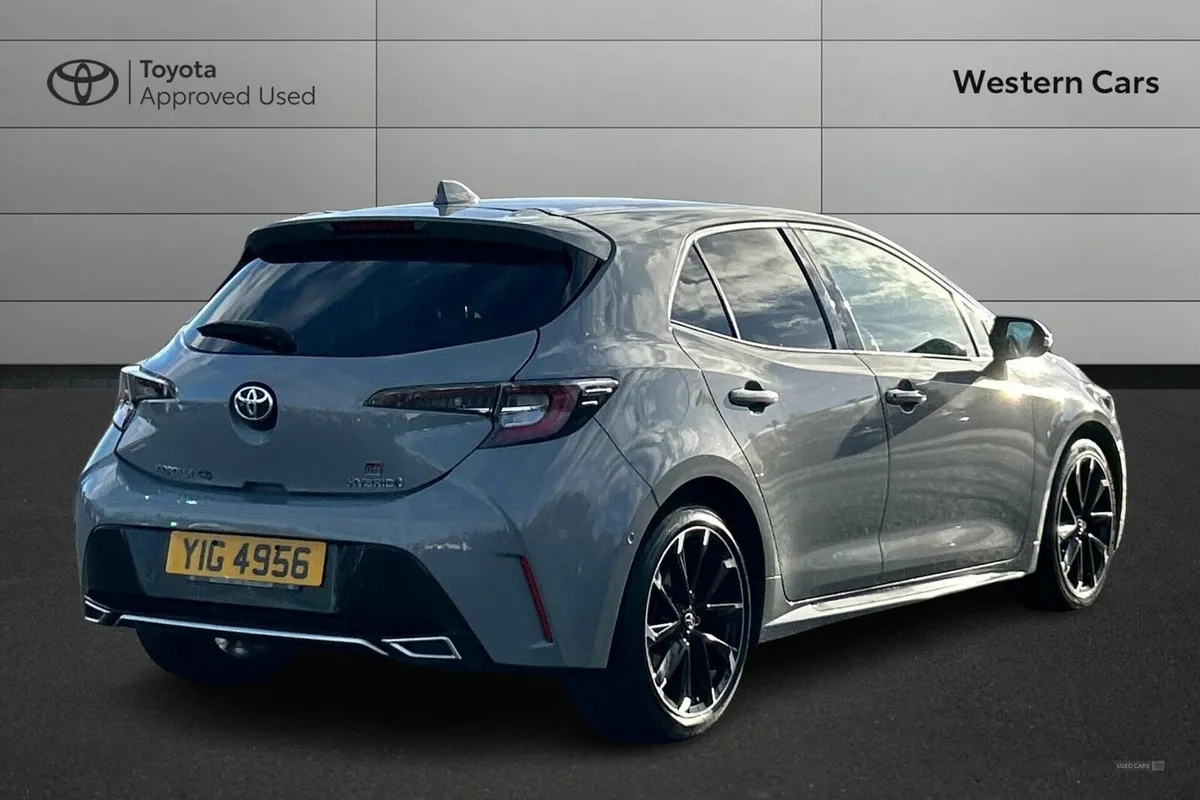 Toyota Corolla 1.8 VVT-h GR SPORT CVT Euro 6 (s/s) - Image 2