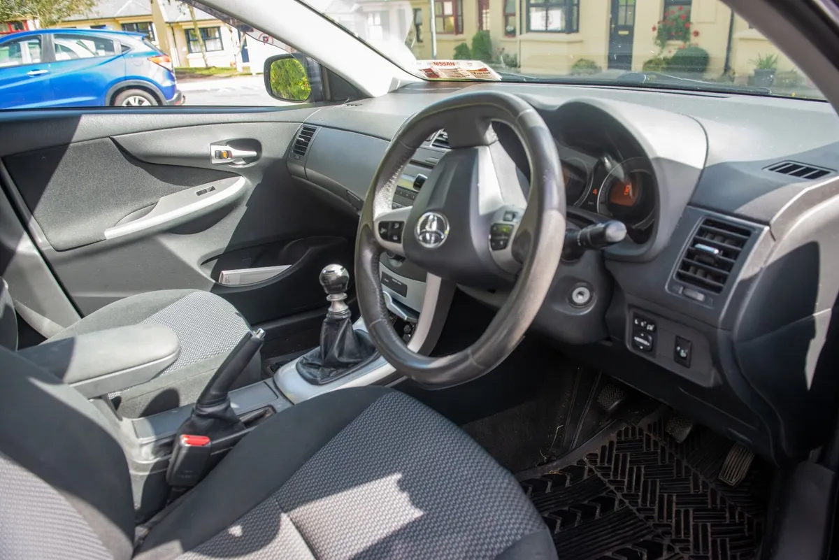 Toyota Corolla 2012 - Image 1