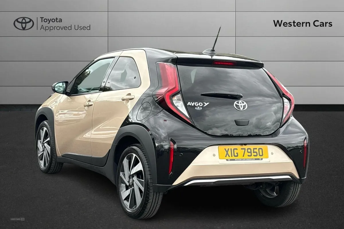 Toyota Aygo X 1.0 VVT-i Exclusive Euro 6 (s/s) 5dr - Image 4