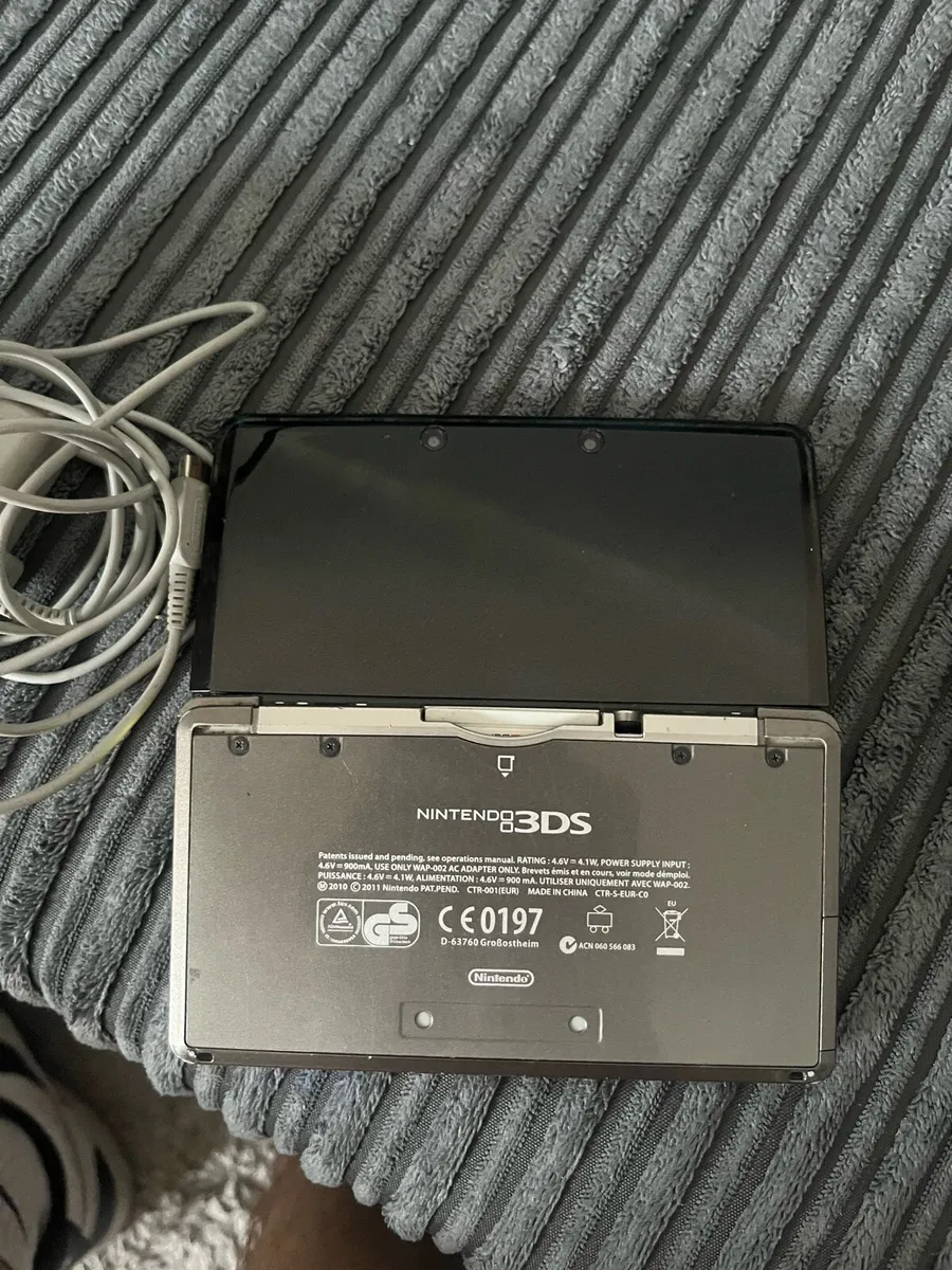 Nintendo 3ds - Image 2