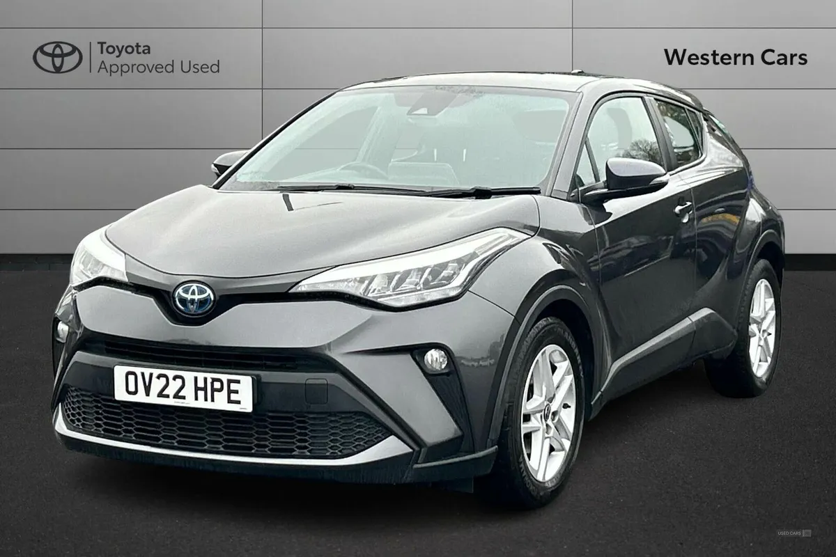 Toyota C-HR 1.8 VVT-h Icon CVT Euro 6 (s/s) 5dr - Image 3