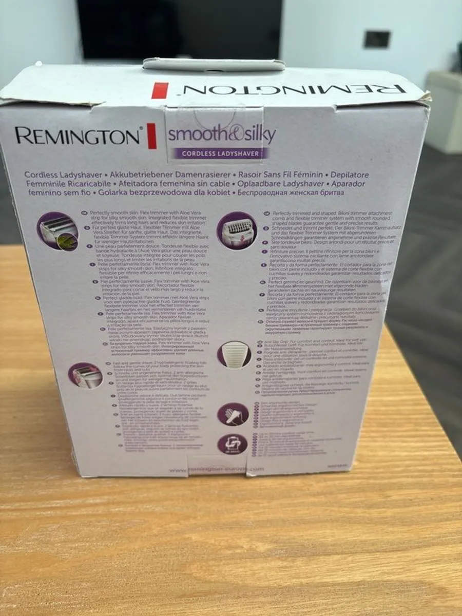 Brand new- Remington wet /dry cordless shaver (ladies) - Image 2