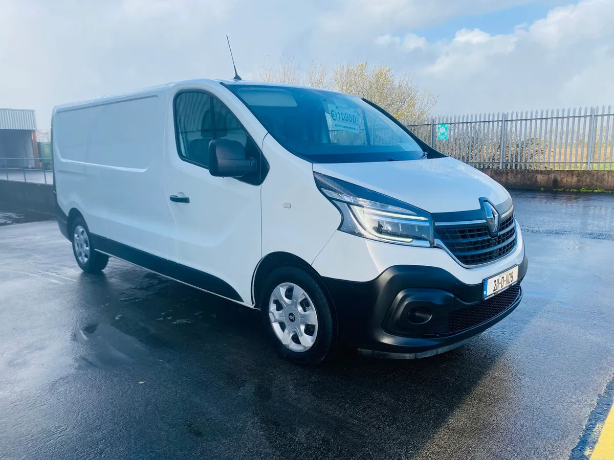 211 Renault Trafic 2.0 120bhp LWB €10,950 + VAT - Image 3