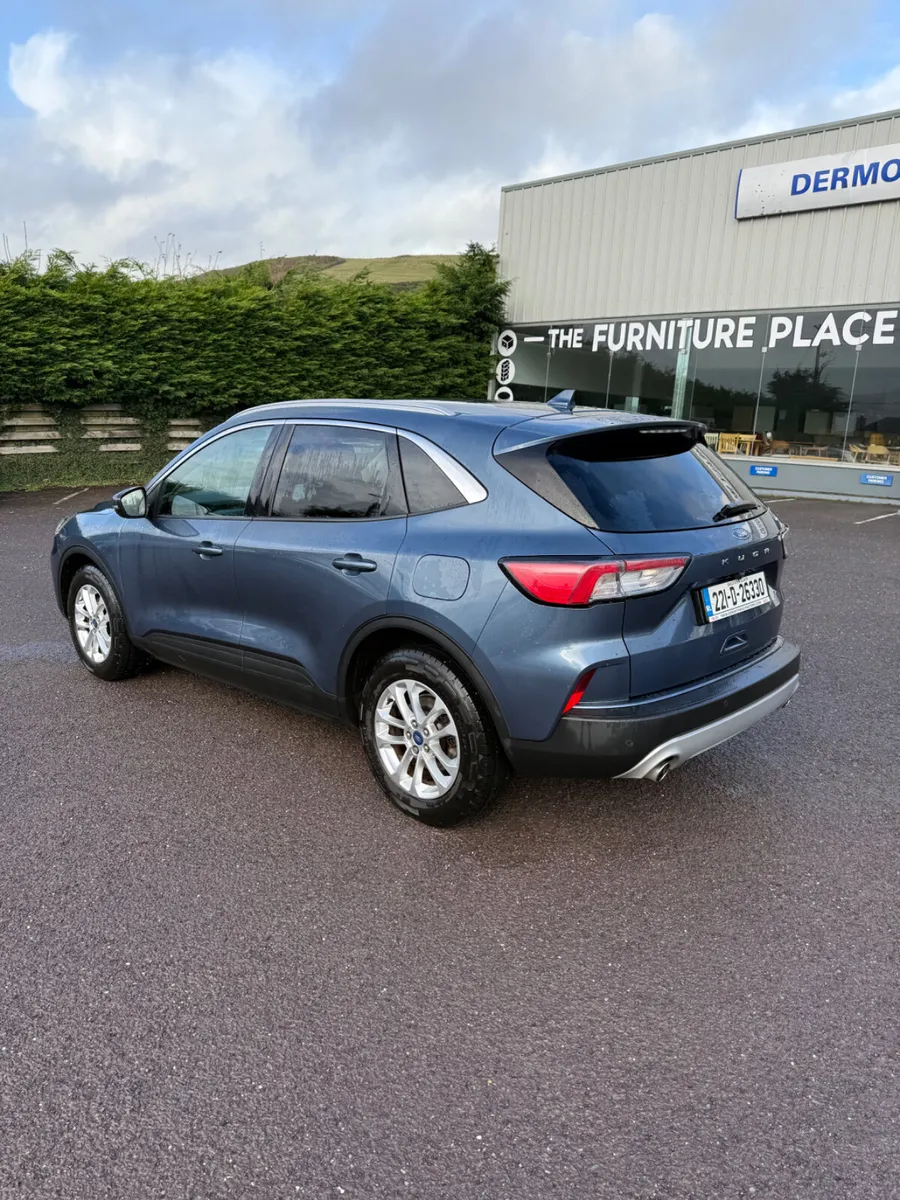 Ford Kuga 2022 - Image 2