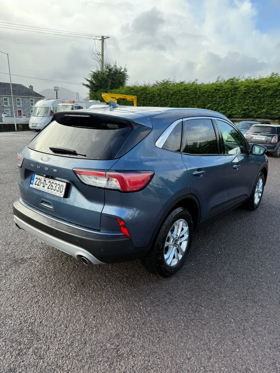 Ford Kuga 2022 - Image 4