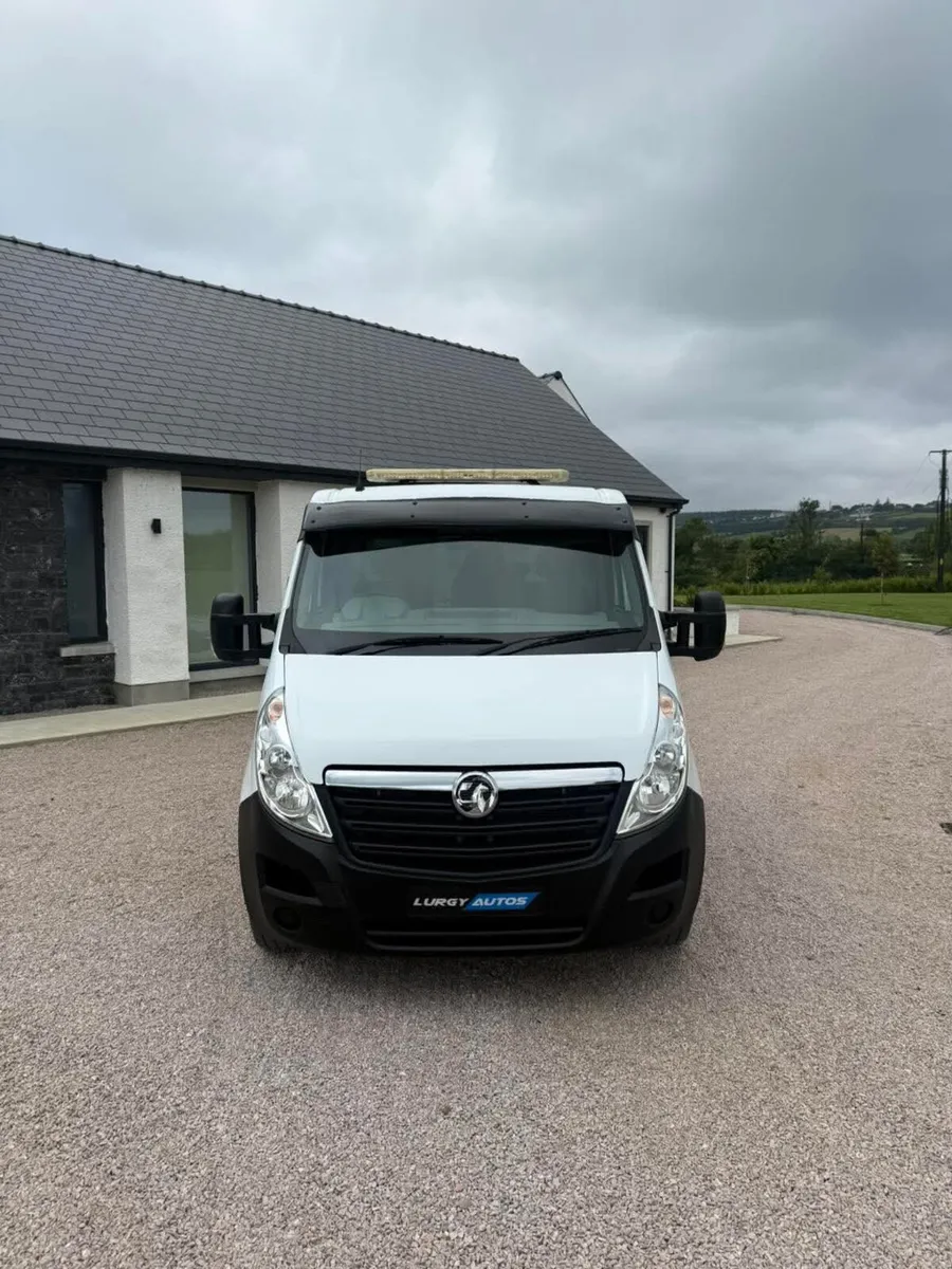 2017 Vauxhall Movano Recovery - Image 3