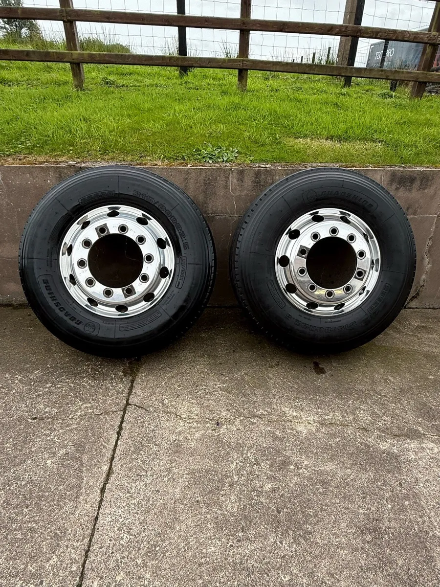 Alcoa Durabrite 22.5 Alloy Wheels - Image 2
