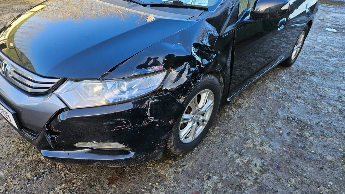 Honda Insight 1.4 i-VTEC Hybrid 2010 160km - Image 3