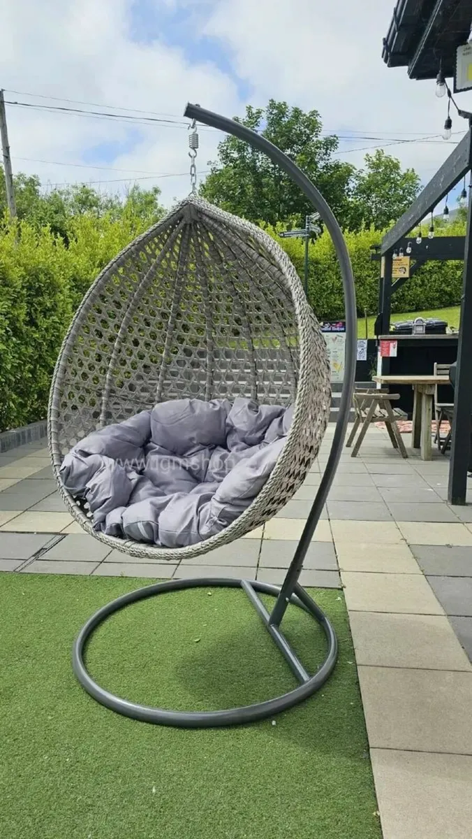 Swing egg chair garden Brand new - Image 4