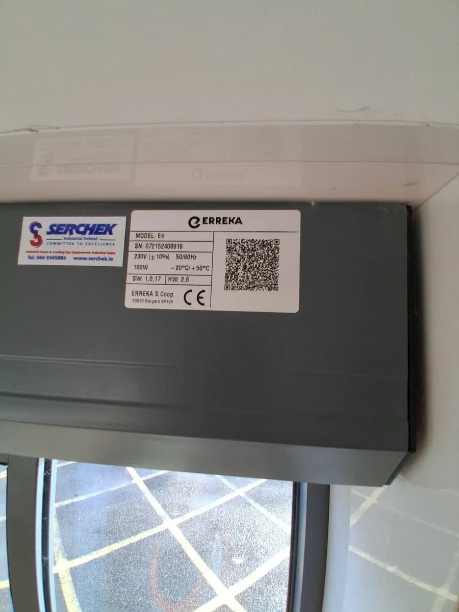 Shopfront screen and Auto Door - Image 2