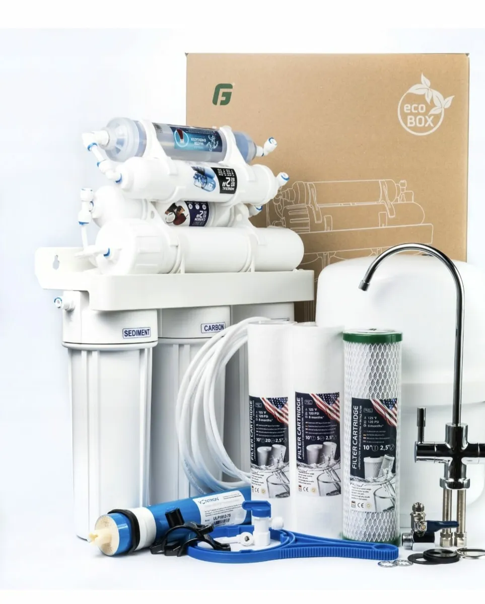 Reverse osmosis drinking waters system - Image 1
