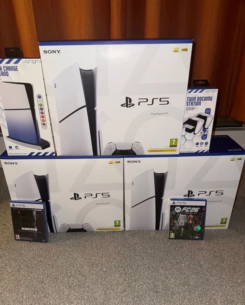 PS5 Disc Edition + Games - Image 1