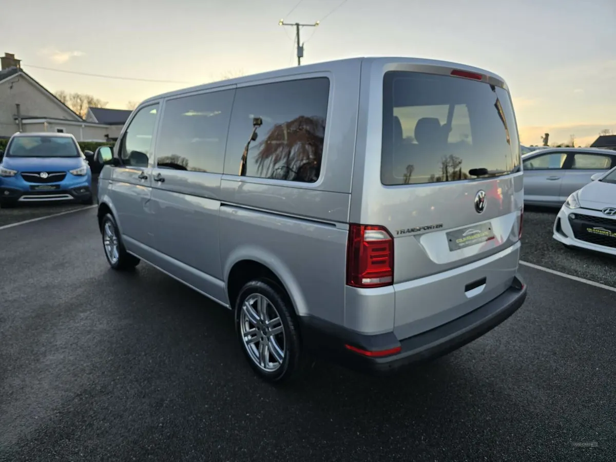 Volkswagen Transporter Shuttle Shuttle S SWB - Image 3