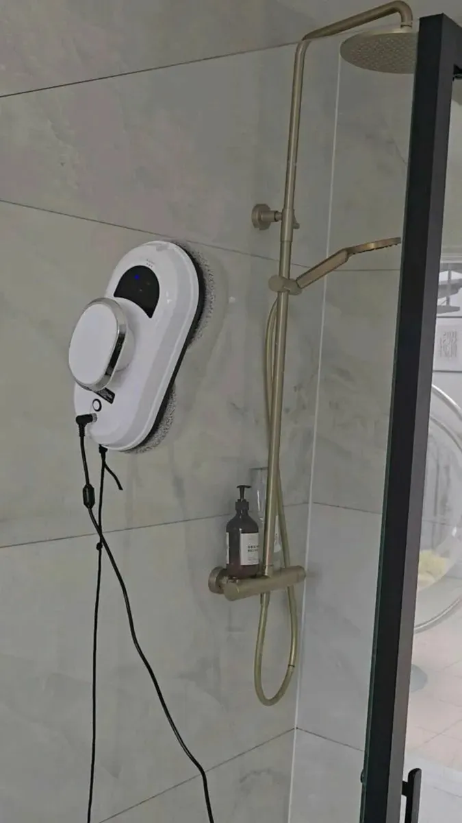 Window cleaning robot brand new - Image 4