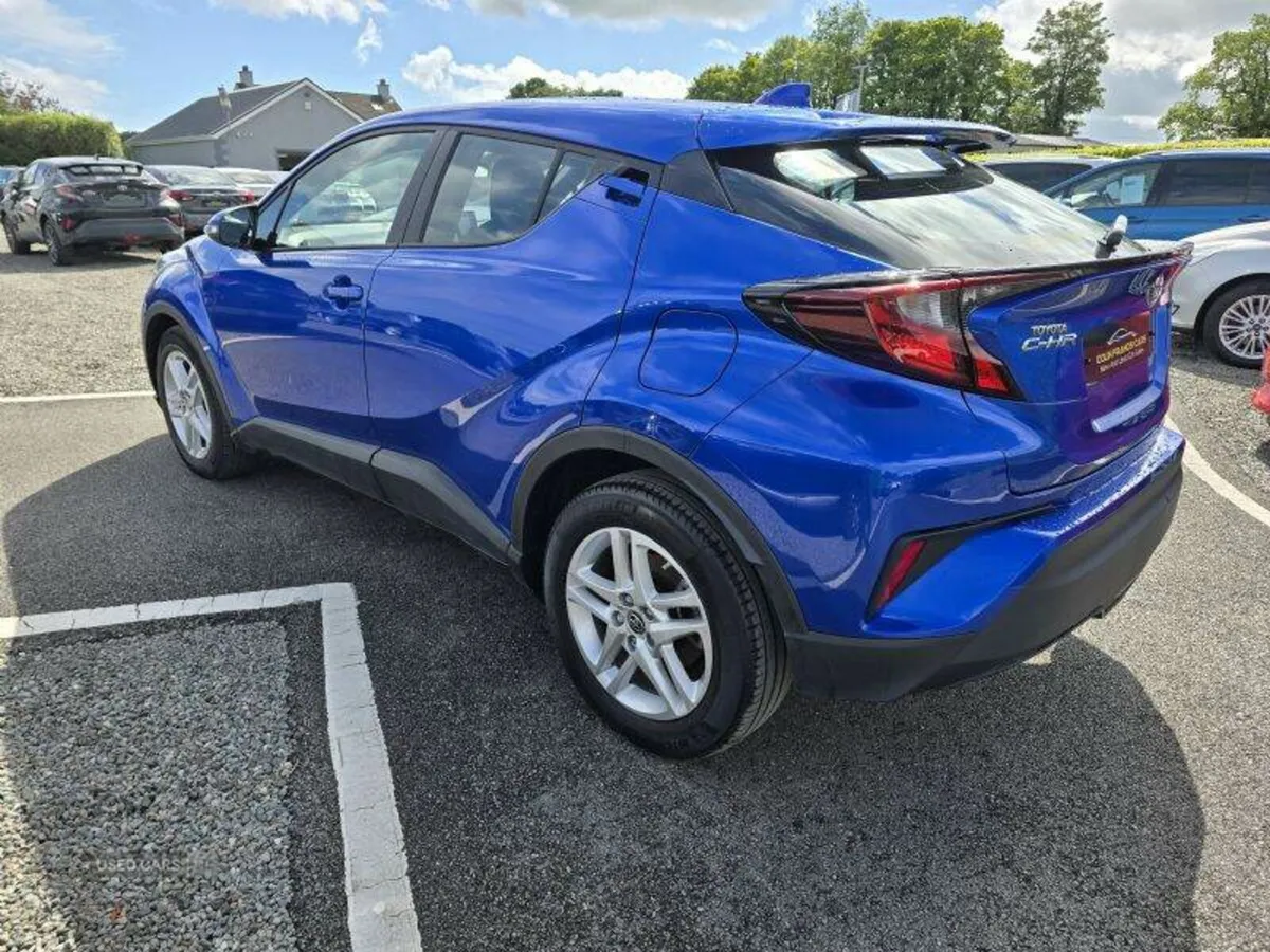 Toyota C-HR Icon - Image 3