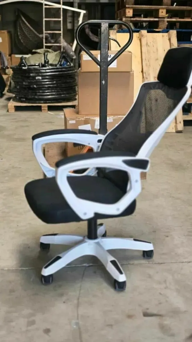 Office Chair ergonomic design brand new - Image 1