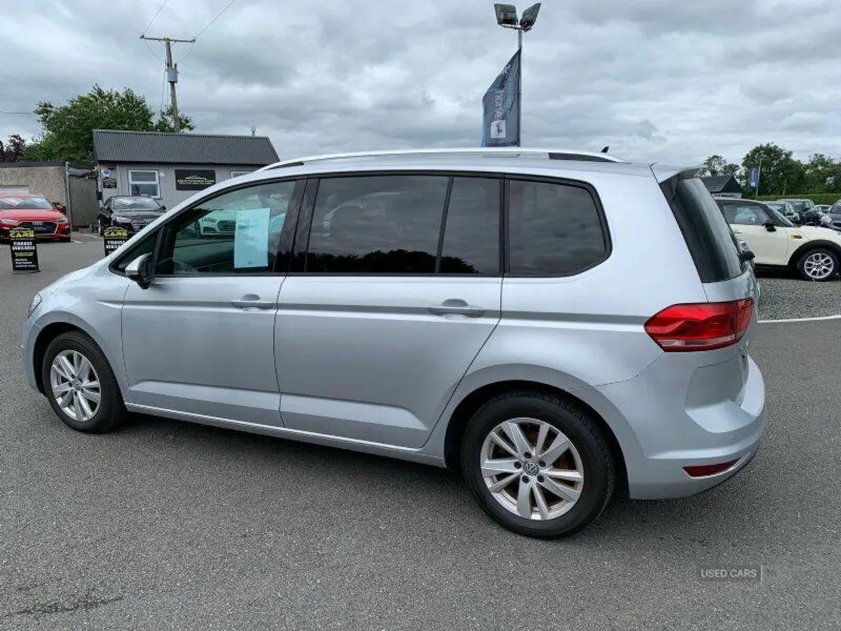 Volkswagen Touran SE - Image 3