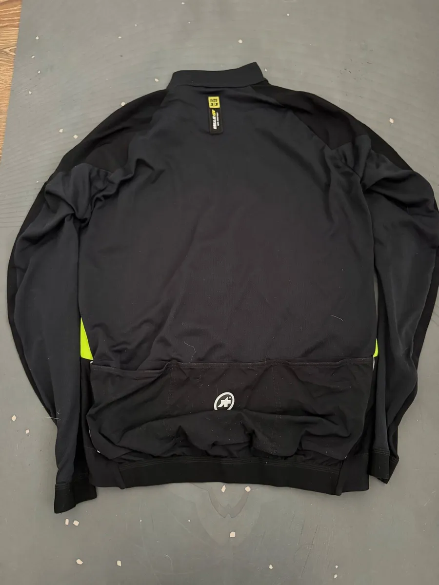 Assos Mille Cycle Jacket. Spring / Autumn - Image 3