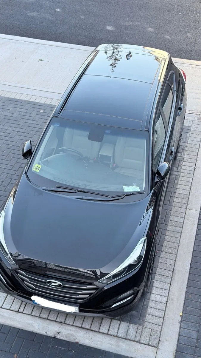 Hyundai Tucson Panoramic sunroof - Image 2