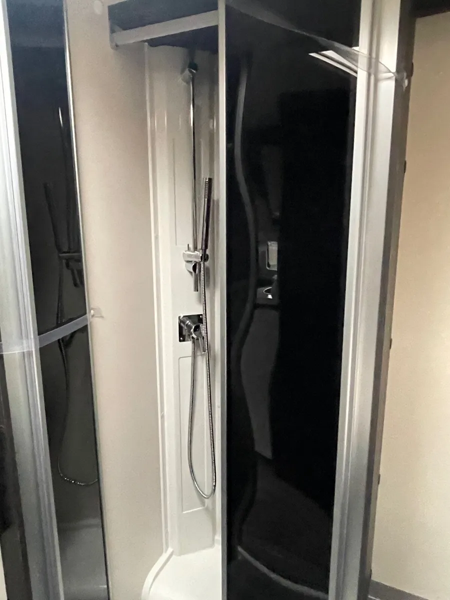 Roller Team Camper 2022 Like new - Image 3