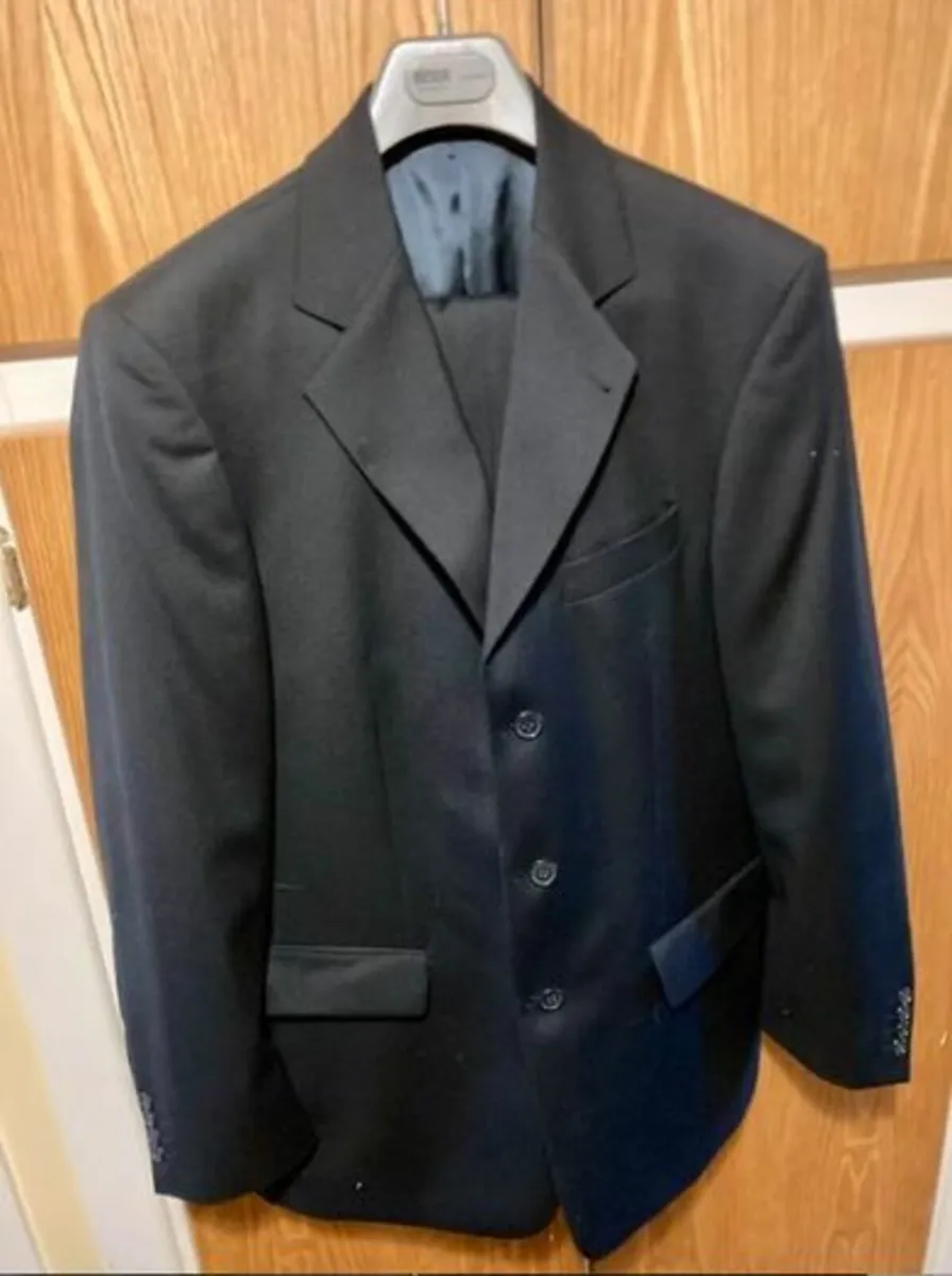Becker Mens Black Suit, Jacket & Trousers Set - Image 2