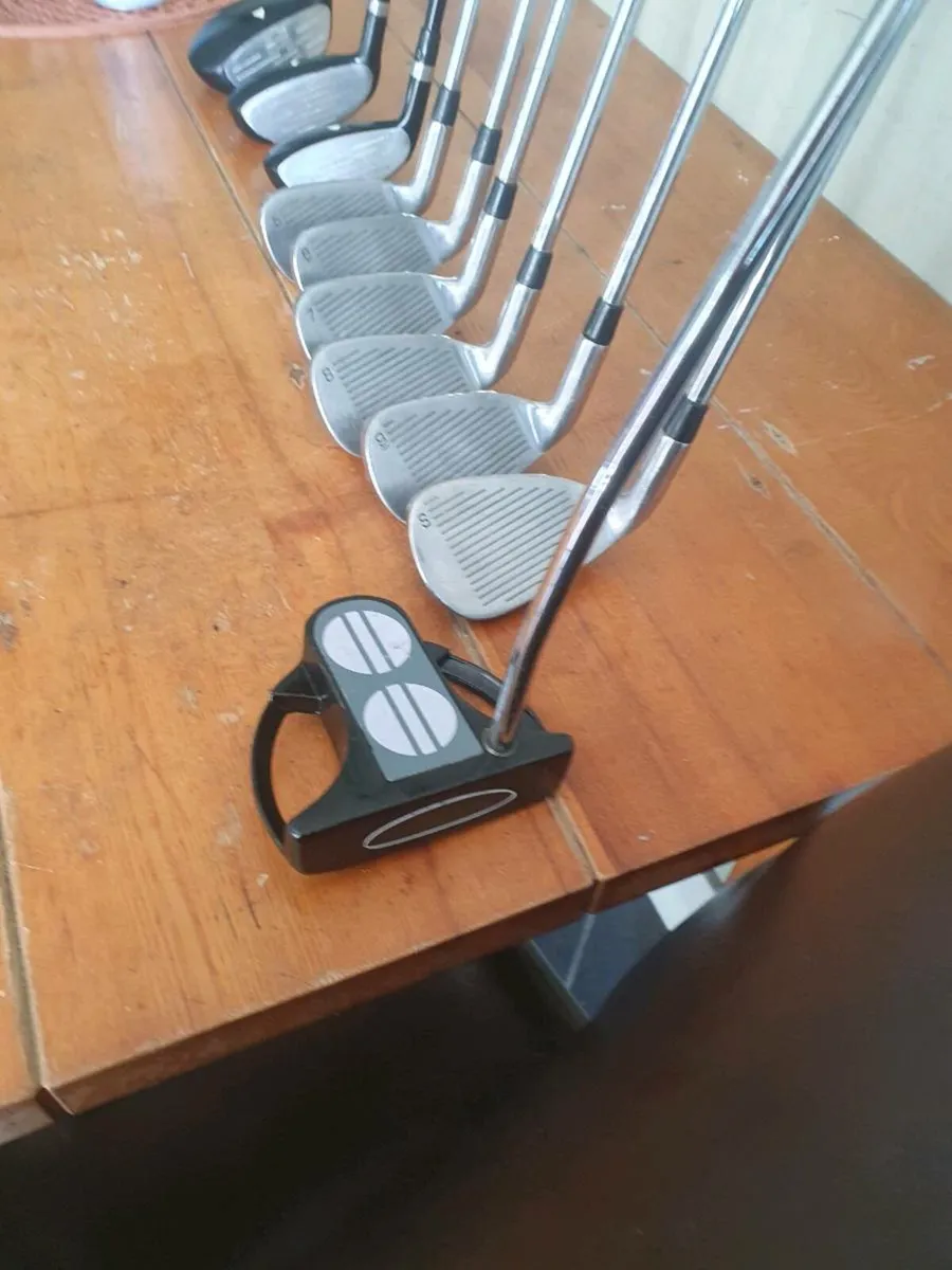 TEENAGER GOLF CLUBS - Image 2