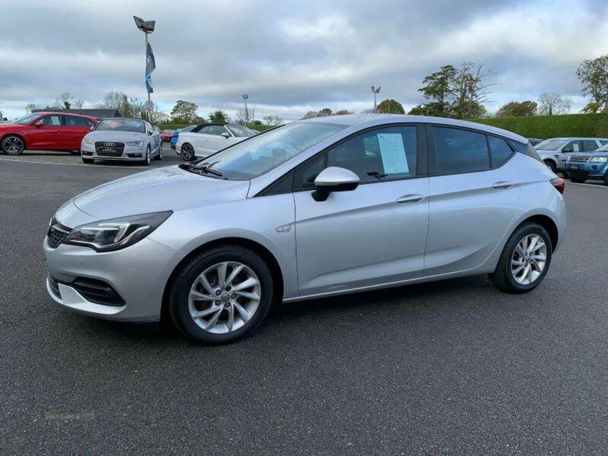 Vauxhall Astra Business Edition Nav - Image 2