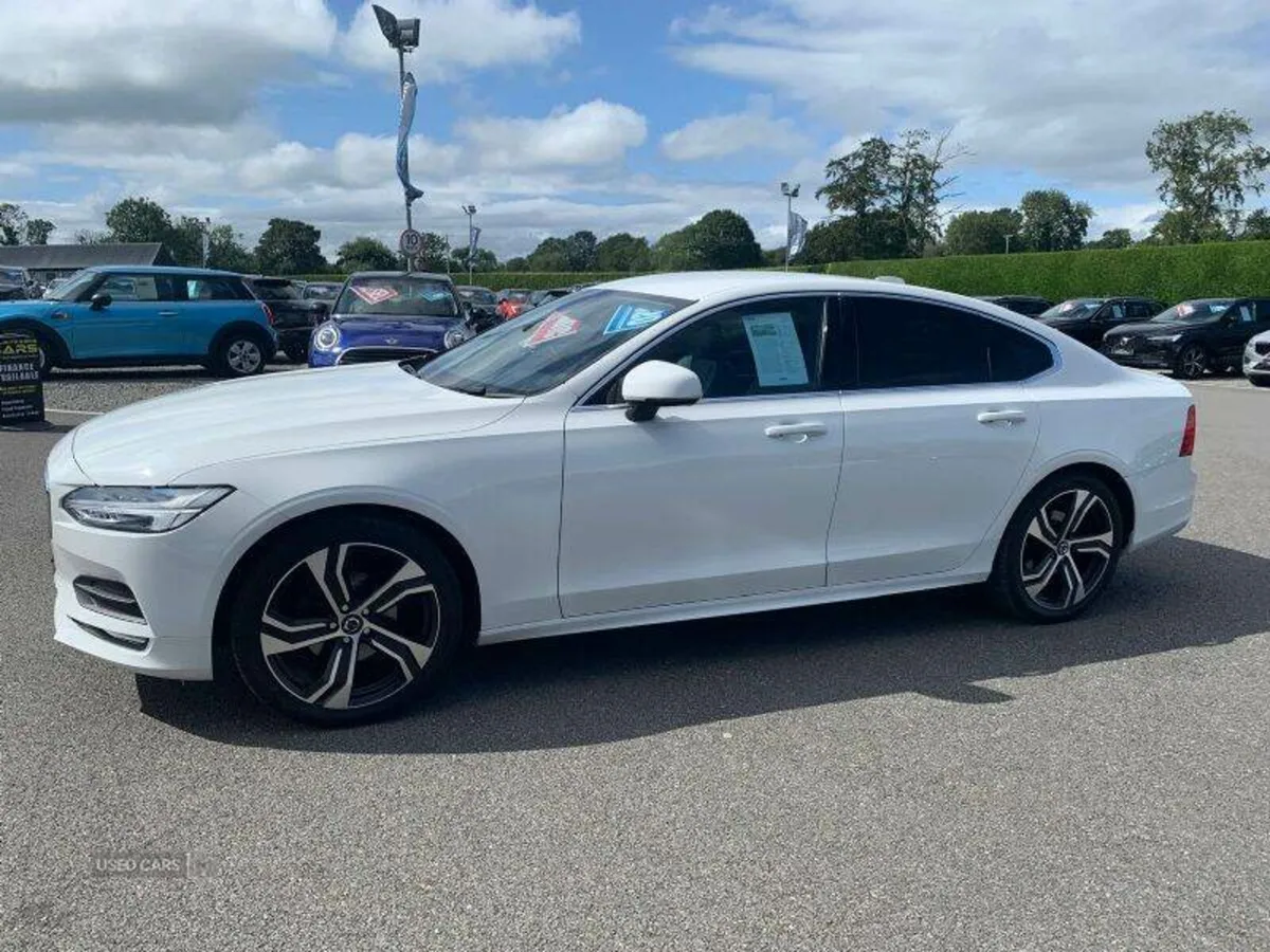 Volvo S90 Momentum Plus - Image 2