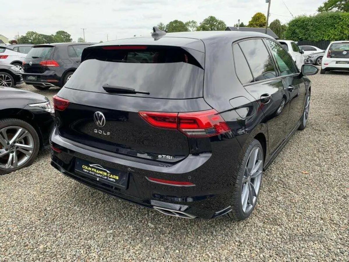 Volkswagen Golf R-Line - Image 4