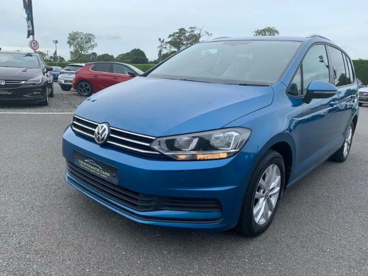 Volkswagen Touran SE - Image 1