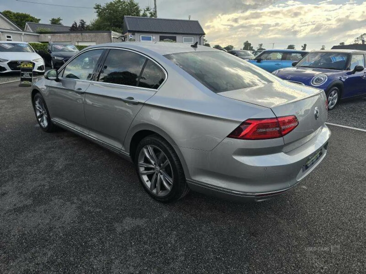 Volkswagen Passat GT - Image 3