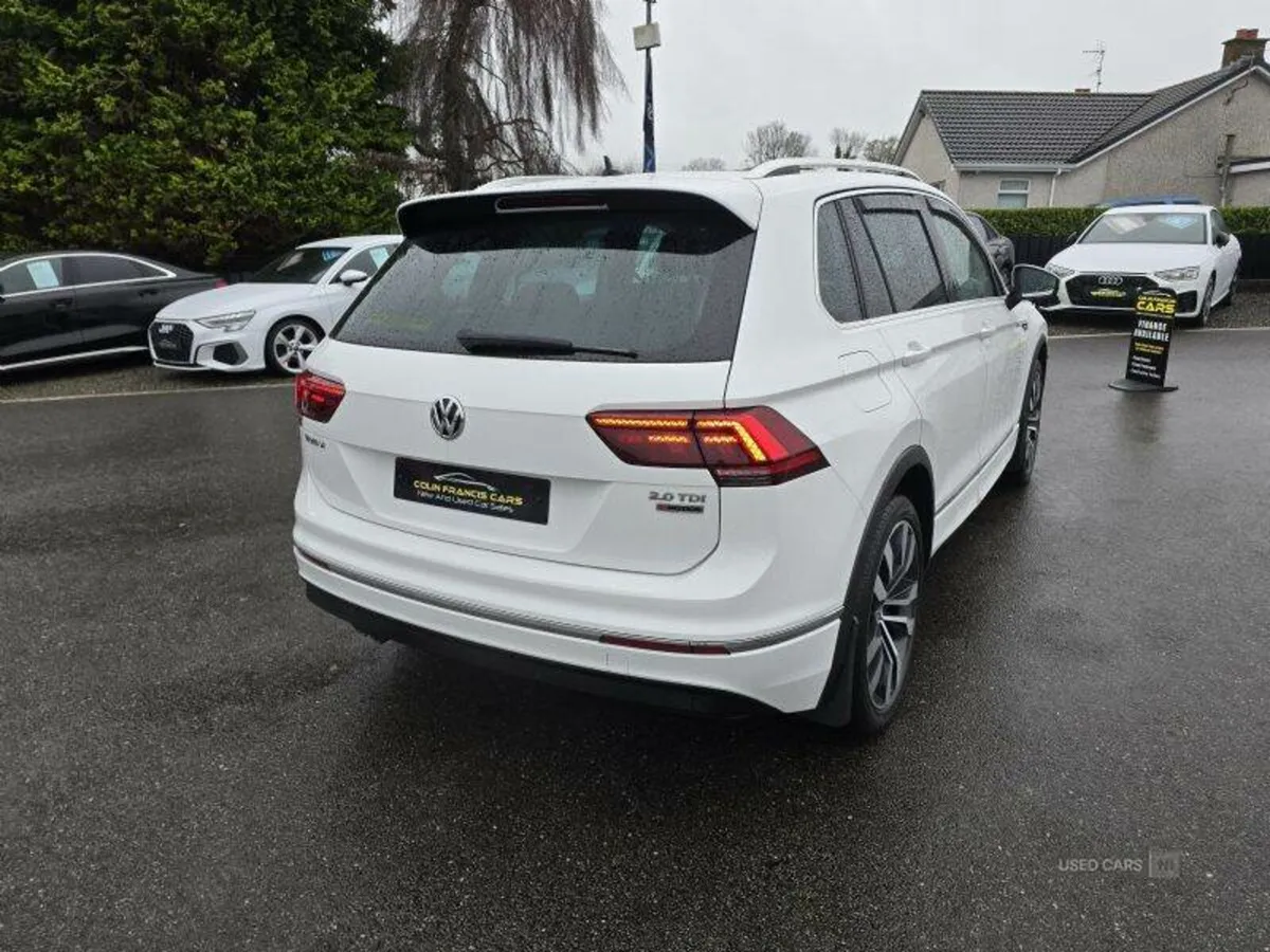 Volkswagen Tiguan R-Line - Image 4