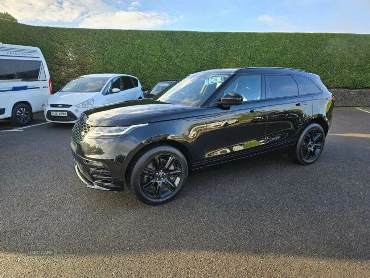 Land Rover Range Rover Velar R-Dynamic SE - Image 2