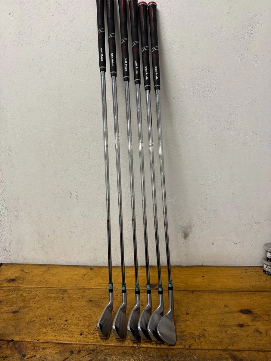 Fourteen Golf PC3 Irons 5-PW RH R flex - Image 2