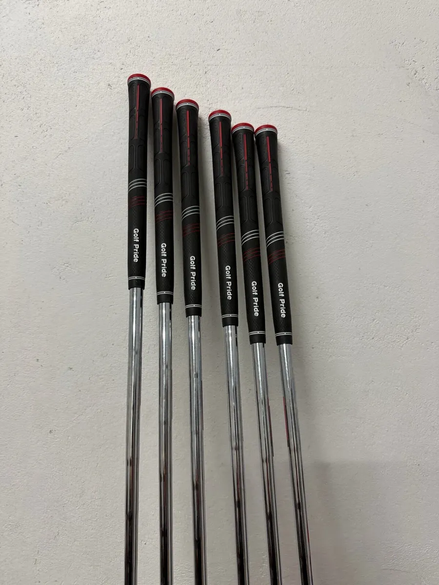 Fourteen Golf PC3 Irons 5-PW RH R flex - Image 4